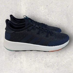 Women’s Adidas Questar X BYD size 8